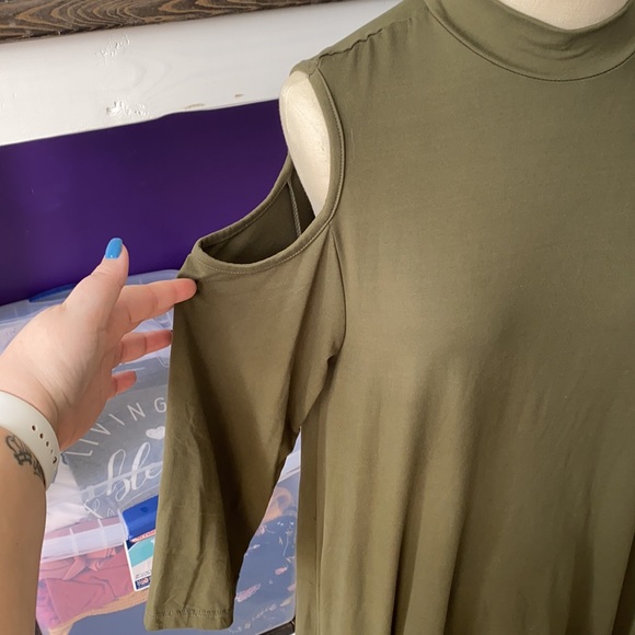 Hunter Green Mock Neck Dress - Picture 2 of 5